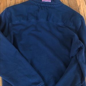 Vineyard Vines (men’s small) navy quarter zip